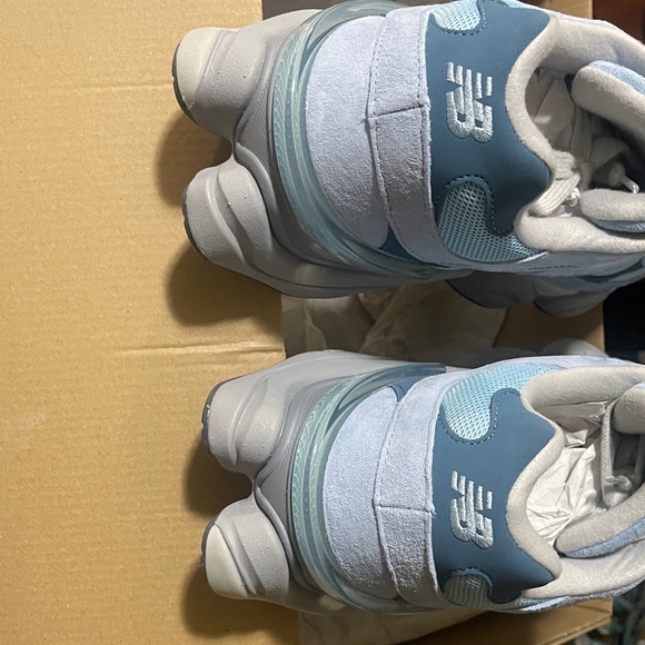 BRAND NEW New Balance Sky Blue&Gray SIZE 12 MEN’S, 13 1/2 WMN - Picture 3 of 9